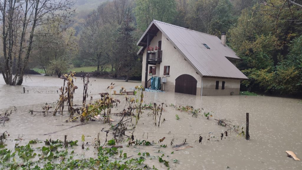 Hameau des Andrieux inondé - crue du 20 octobre 2023